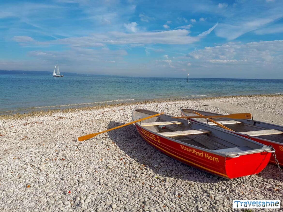 Rettungsboote am Strandbad Horn in Konstanz am Bodensee Rettungsboote am Strandbad Horn in Konstanz am Bodensee