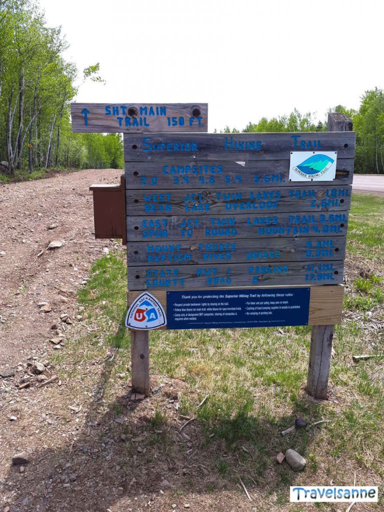 Trailhead des Superior Hiking Trails bei Silver Bay, Minnesota
