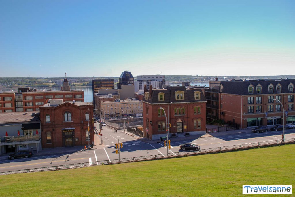 Ausblick auf die Stadt von der Halifax Citadel