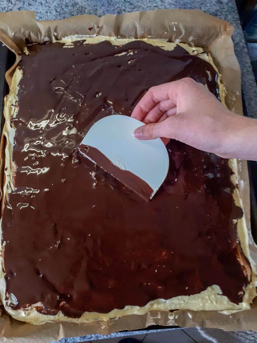 Klassisches Donauwelle Rezept mit leckerer Puddingcreme - Familien ...