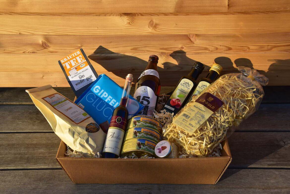 Schwäbischer Geschenkkorb mit typisch schwäbischen Spezialitäten