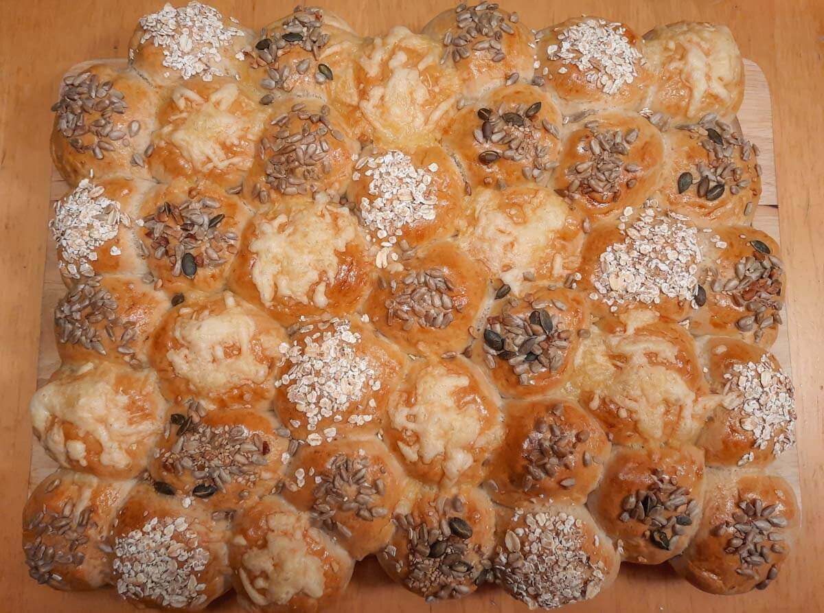 Brötchensonne Rezept: Einfache und geniale Partybrötchen backen wie vom ... Brötchensonne Rezept: Einfache und geniale Partybrötchen backen wie vom ...