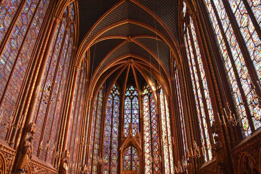 Berührt tief: Die Sainte-Chapelle in Paris