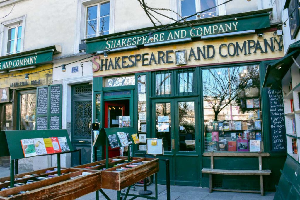 Kult in Paris: Shakespeare and Company