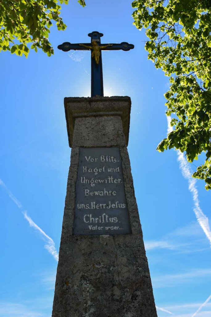 Historische Sehenswürdigkeit; Das Erbstetter Kreuz bei Hayingen