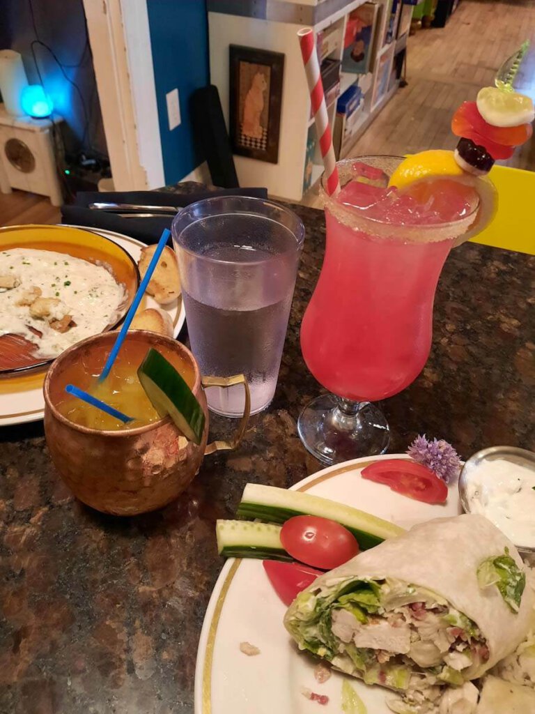 Cocktails & Dinner im Restaurant Le Moque-Tortue in Shediac