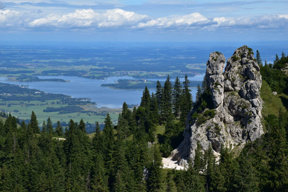 Chiemsee Sehenswürdigkeiten und Aktivitäten: Blick von der Kampenwand zum Chiemsee
