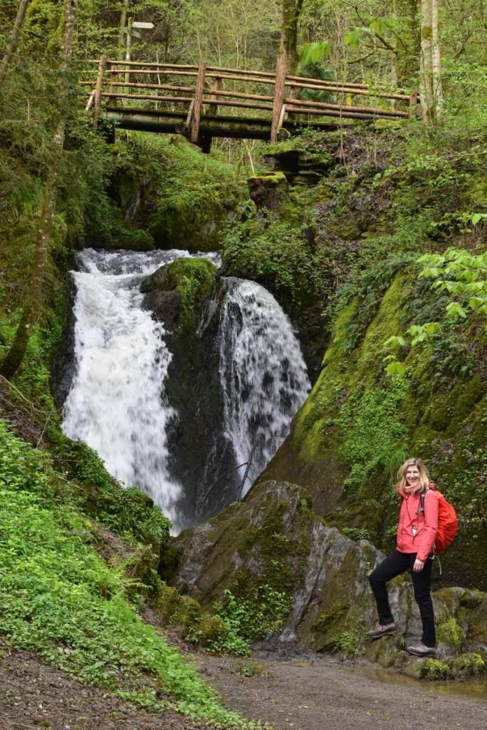 Highlight der Vulkaneifel Wanderung durch das Tal der Wilden Endert: Der Wasserfall "Rausch"