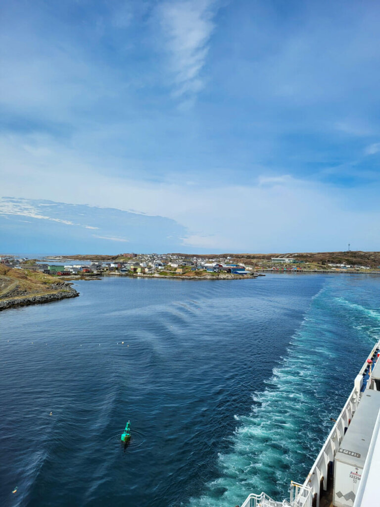 Goodbye Newfoundland! Wir verlassen mit der Fähre den Hafen von Port aux Basques.