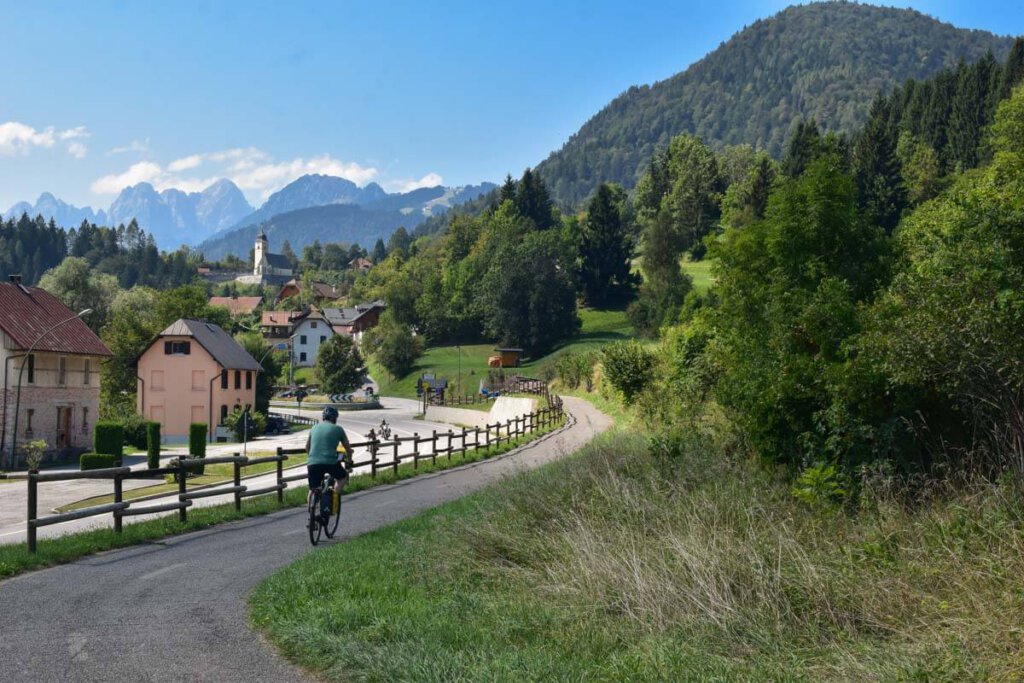 Märchenlandschaft: Coccau am Eingang des Kanaltals