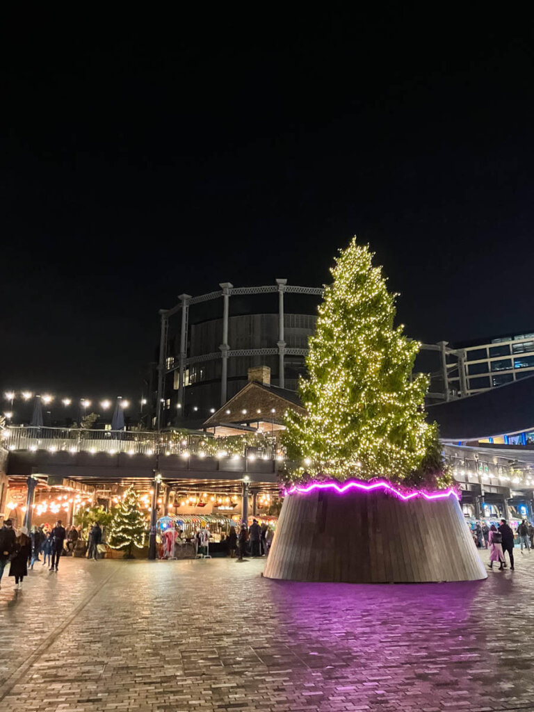 Weihnachtsmarkt an der Universität London