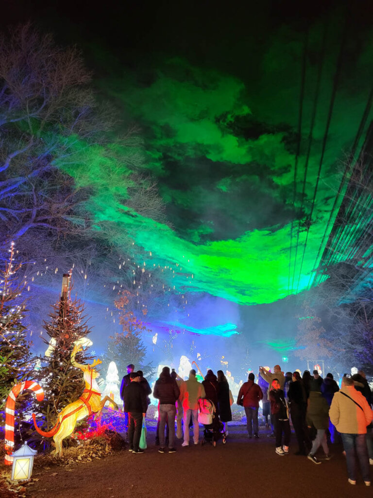 "Polarlichter" auf dem Laternenpfad von Metz