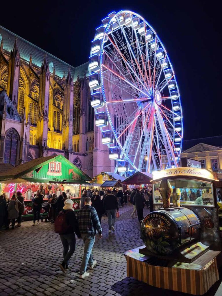 Metz Weihnachtsmarkt an der Place d'Armes