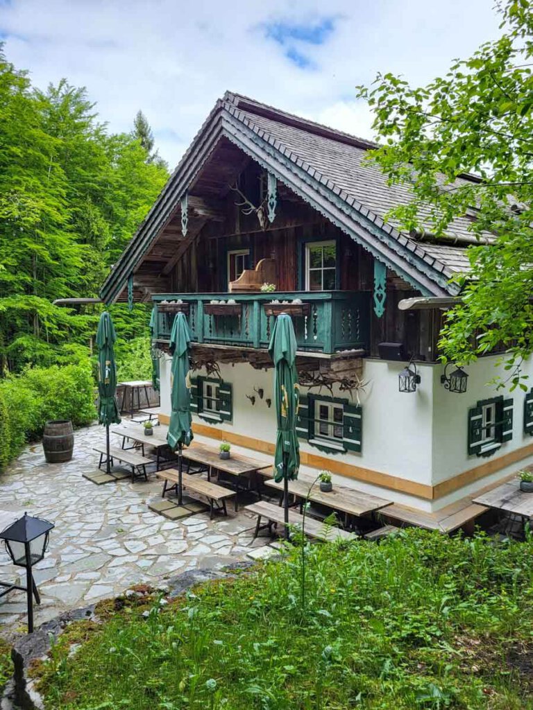 Forsthaus Wartenfels, die älteste Jausenstation im Salzkammergut