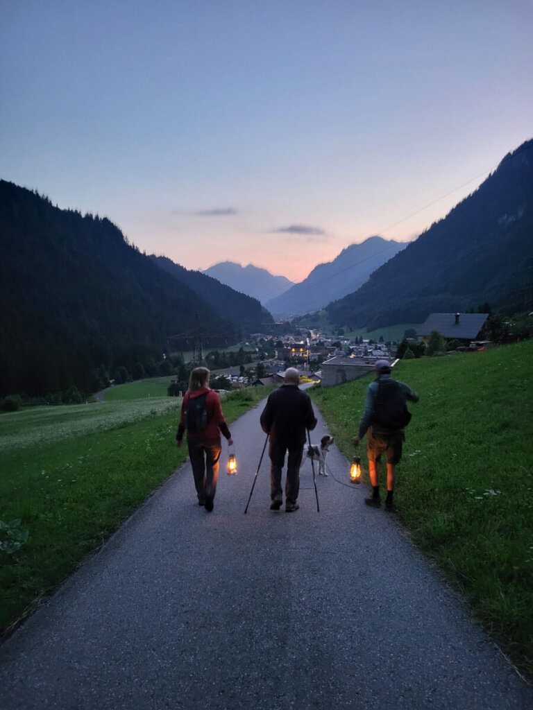 Geführte Laternenwanderung in Klösterle in Vorarlberg