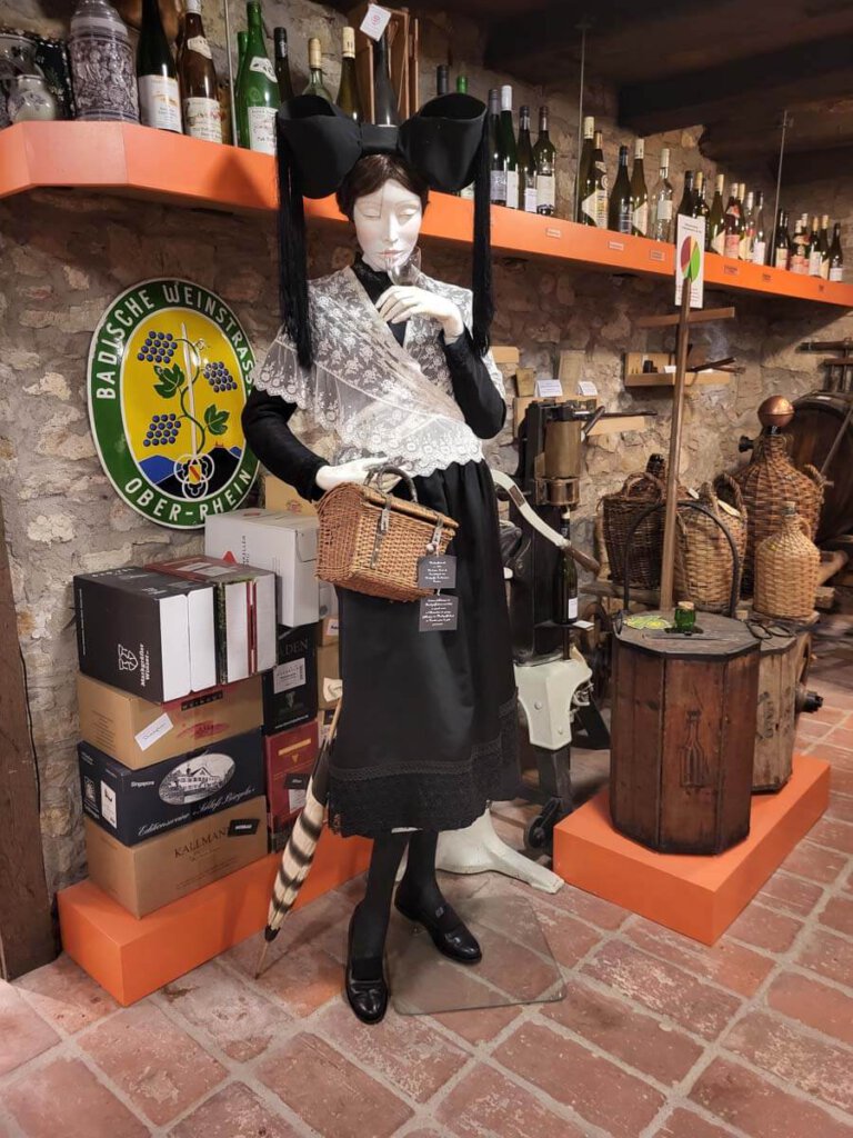 Spannende Einblicke in die Weinbaugeschichte im Heimatmuseum des Weindorfs Bamlach im Markgräflerland