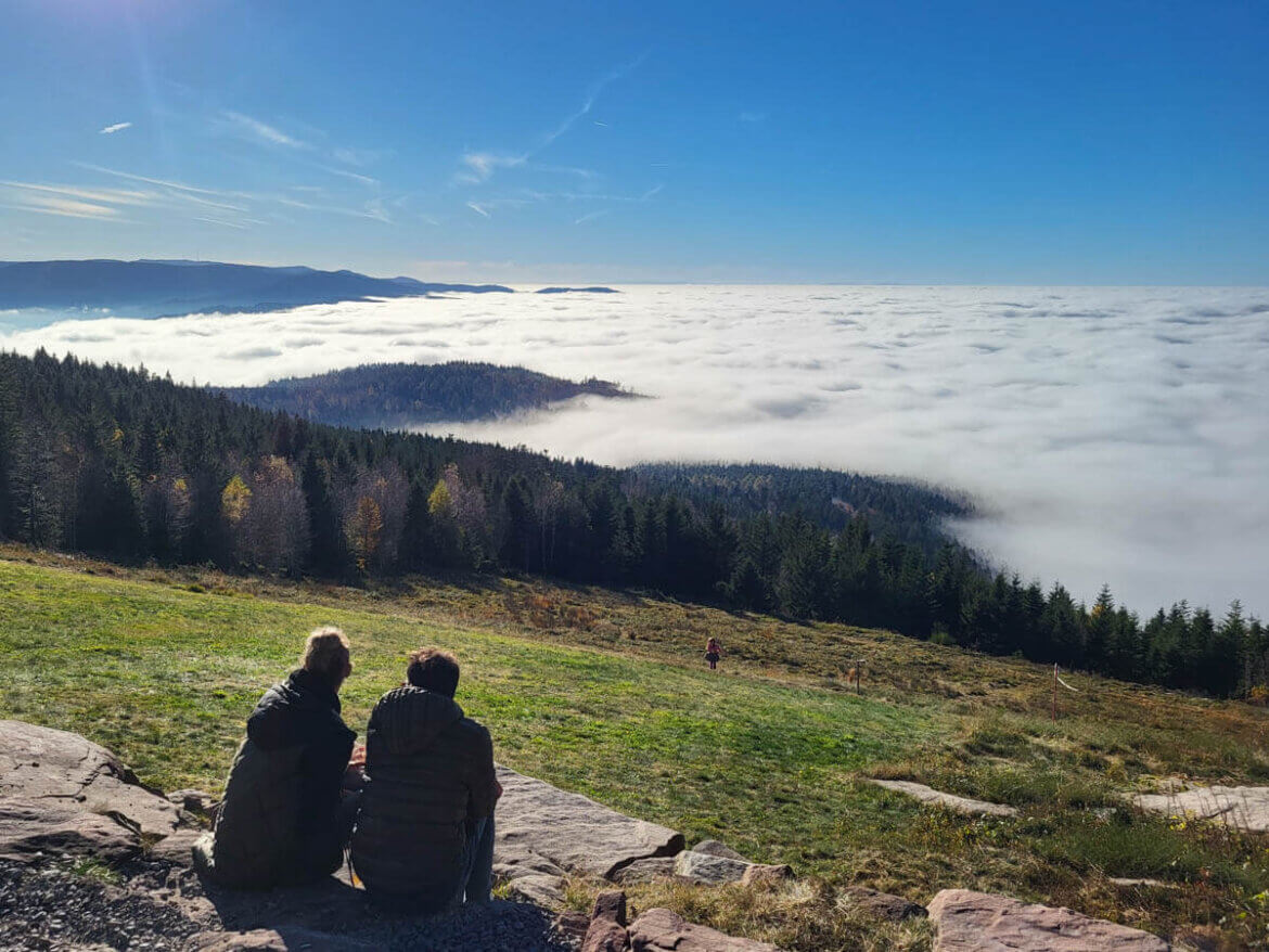 Die mystisch-schöne Schwarzwald Wanderung im Herbst zur Teufelsmühle hoch über Bad Herrenalb & Loffenau - über dem Wolkenmeer