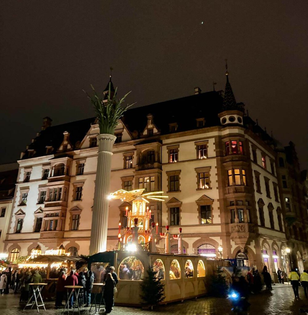 Leipziger Weihnachtsmarkt auf dem Nikolaikirchhof