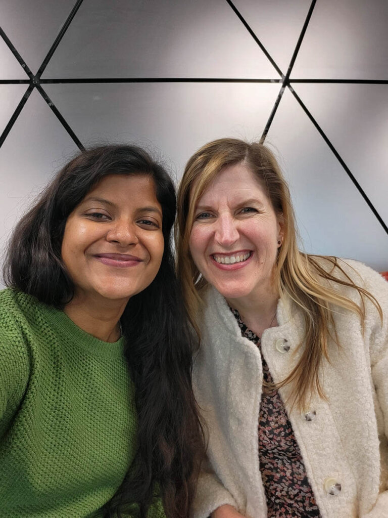 Mit meiner experimenta-Begleiterin Shivangi