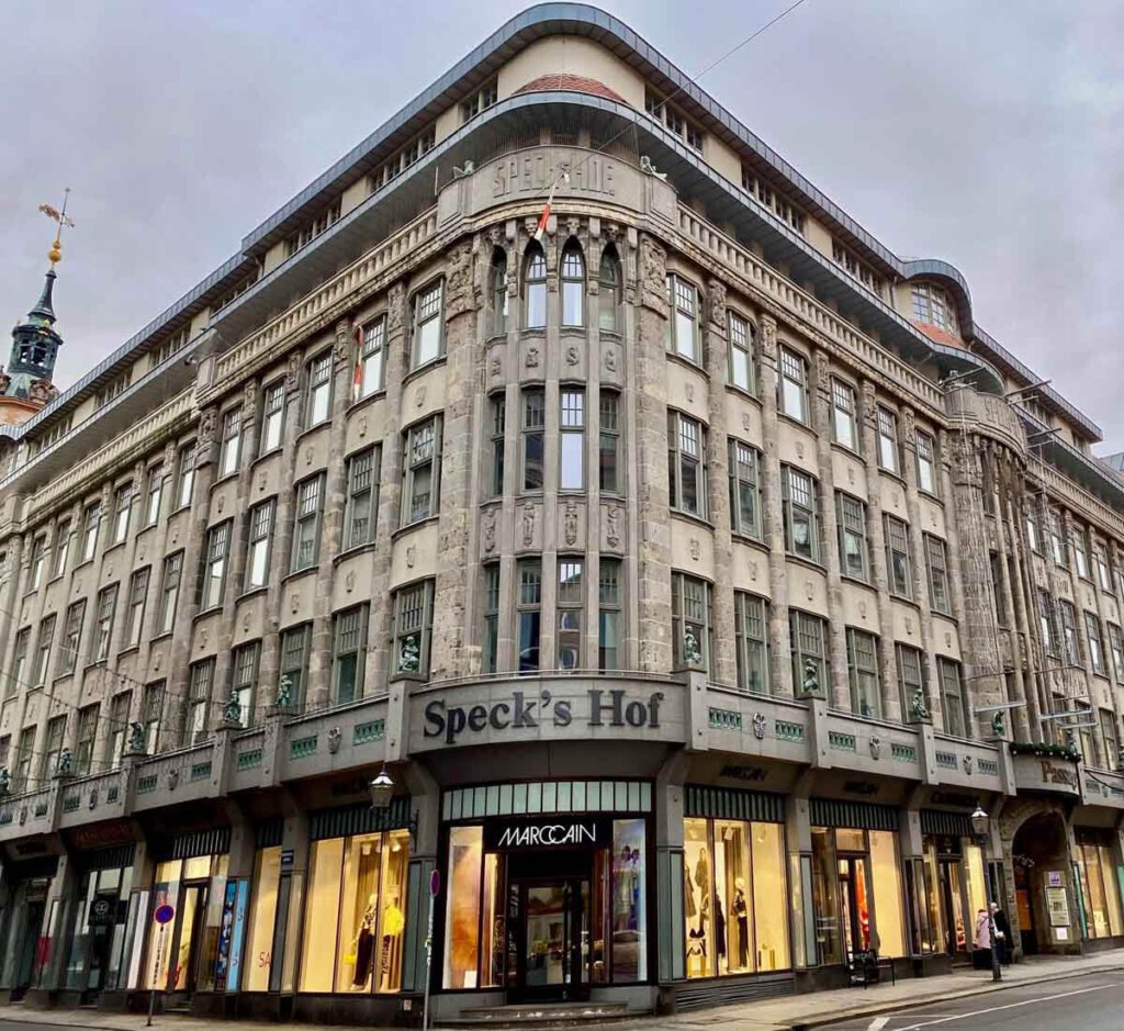 Speck's Hof mit der ältesten Ladenpassage Leipzigs