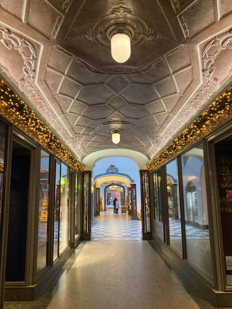 Die prunkvolle Jugendstilpassage in Speck's Hof