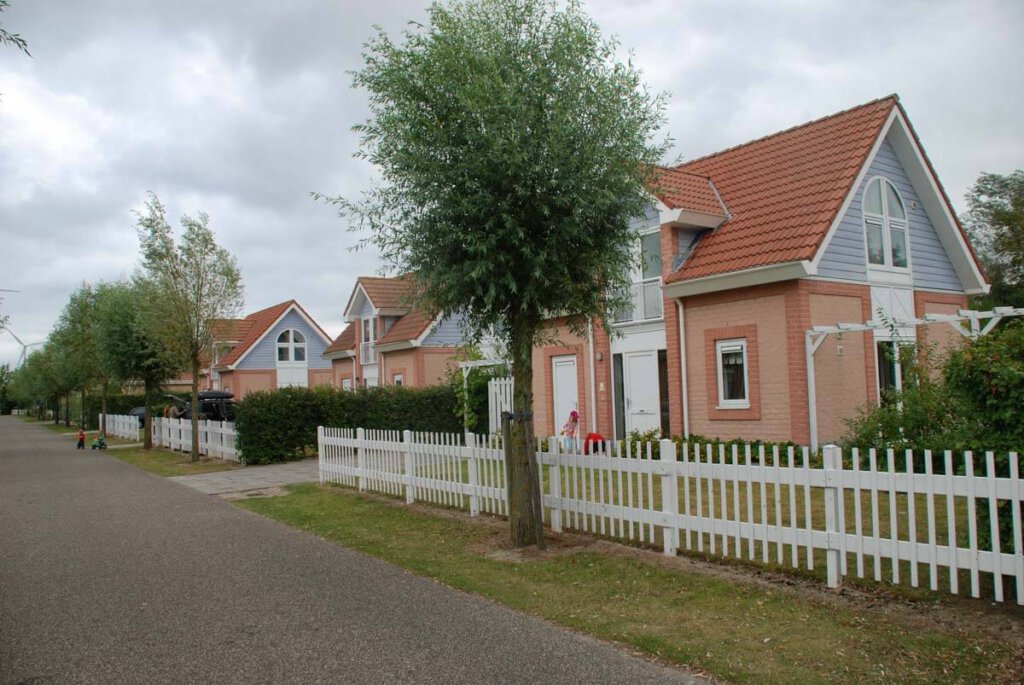 Die schönen Hauser im Ferienpark Noordzee Residence de Banjaard