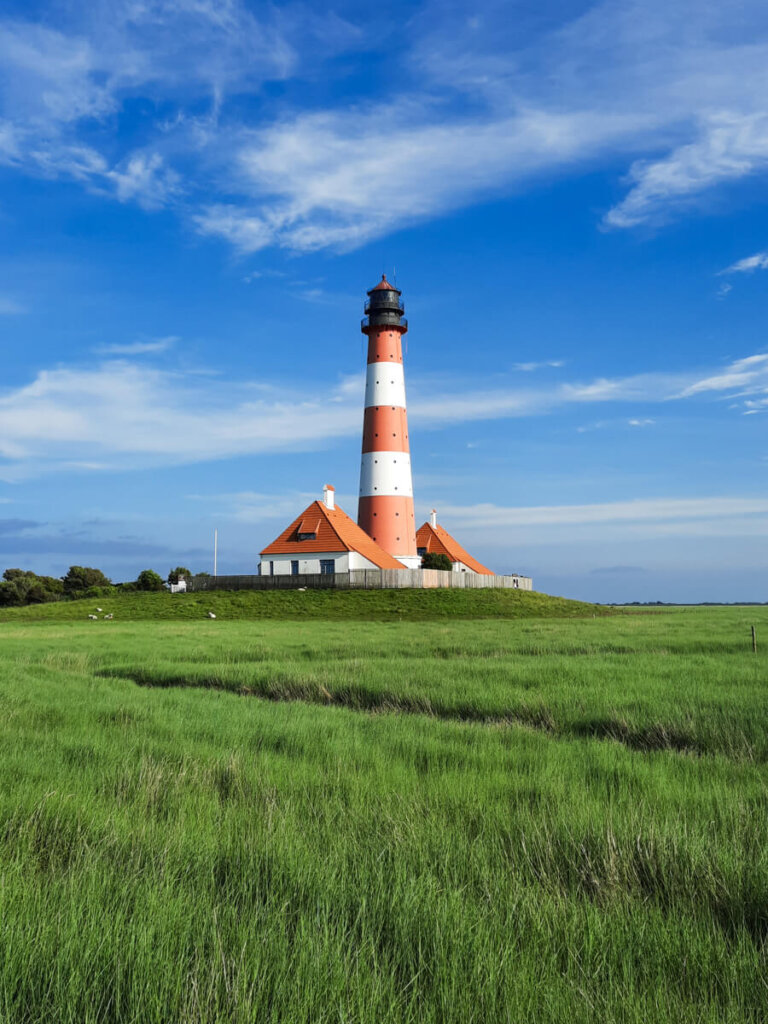 Wahrzeichen: Der berühmte Leuchtturm Westeversand