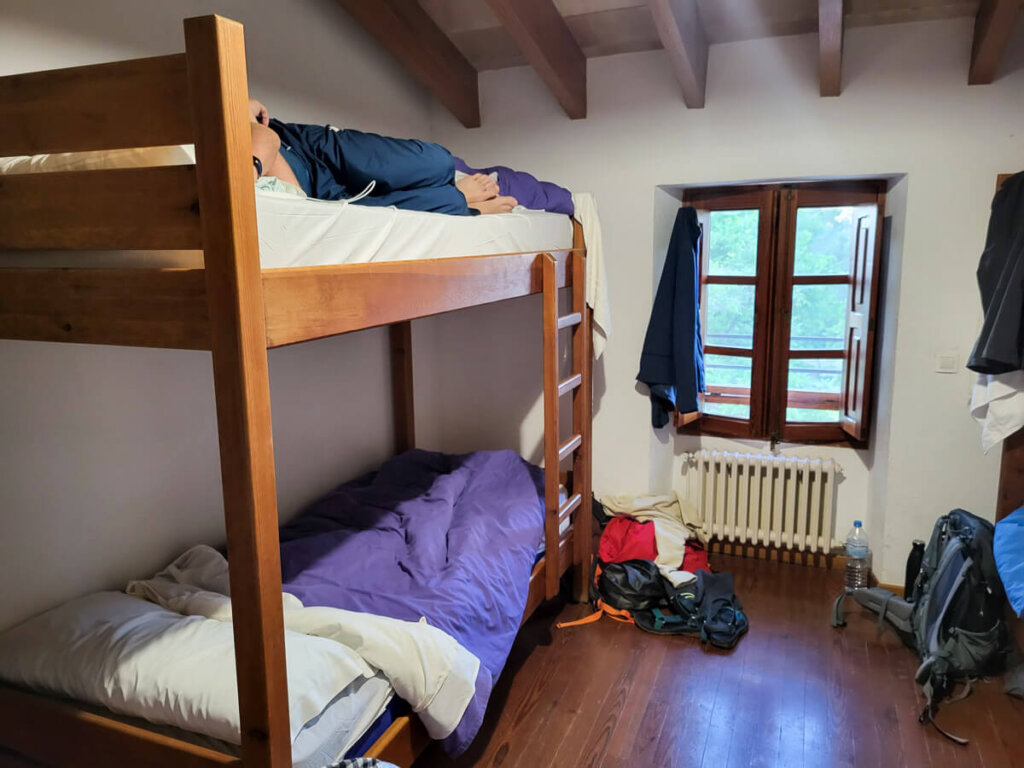 Unser Vierbettzimmer im Refugi Tossal Verds am GR221