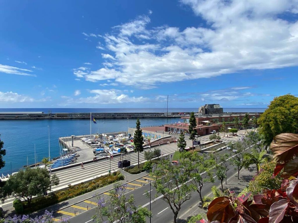 Ausblick vom Park Santa Catarina in Funchal