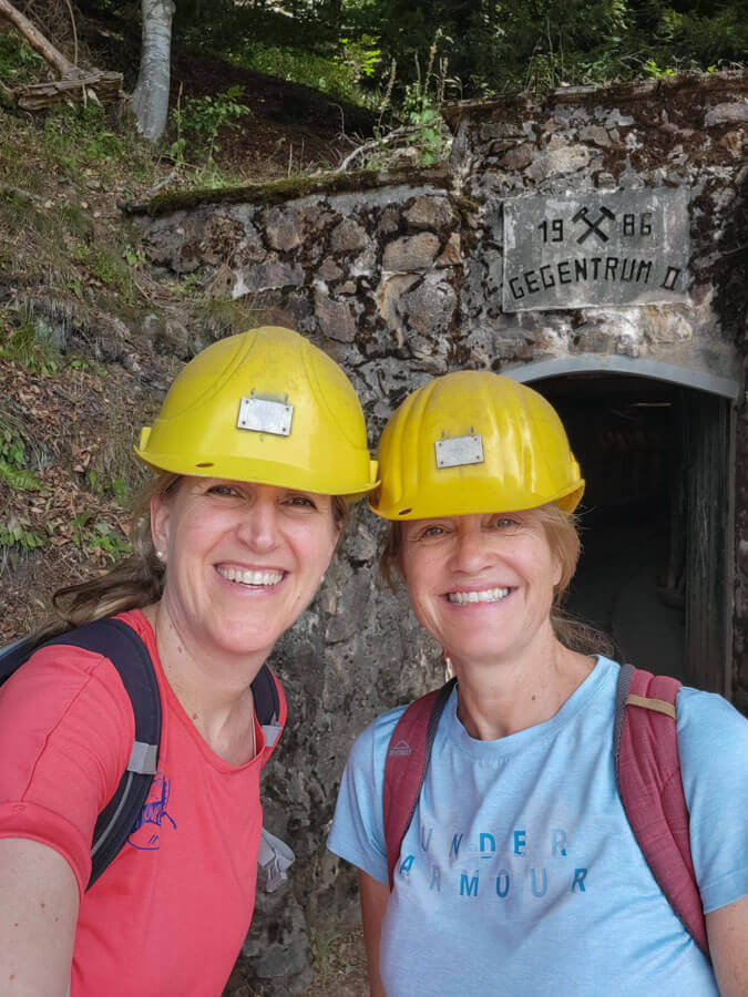 Auf der Suche nach den Schätzen unter der Erde: Sanne & Alex am Museums-Bergwerk Schauinsland