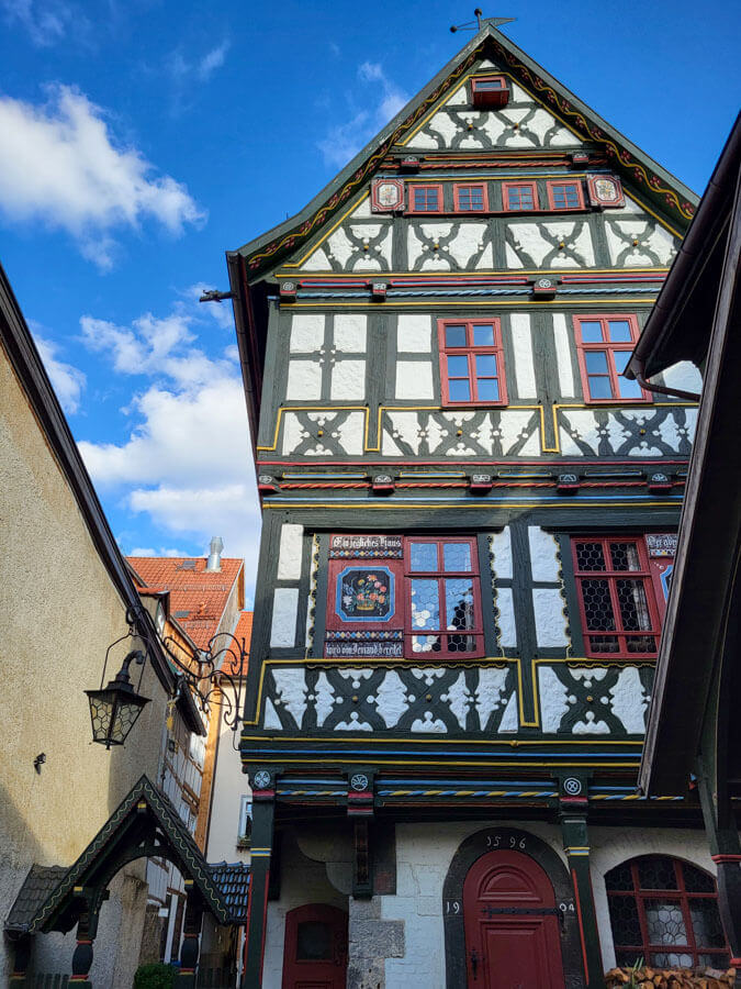 Hennebergisch-Fränkisches Fachwerk in Meiningen: Das Büchnersche Haus hat den Stadtbrand überlebt